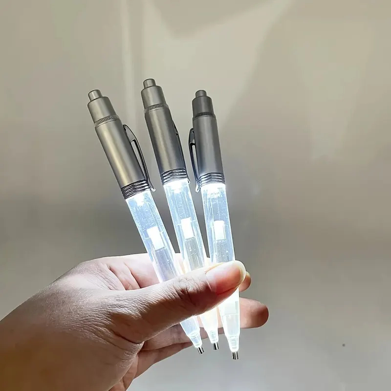 Lápiz de Diamantes con Luz LED - Embroidery Garments reseña y precio