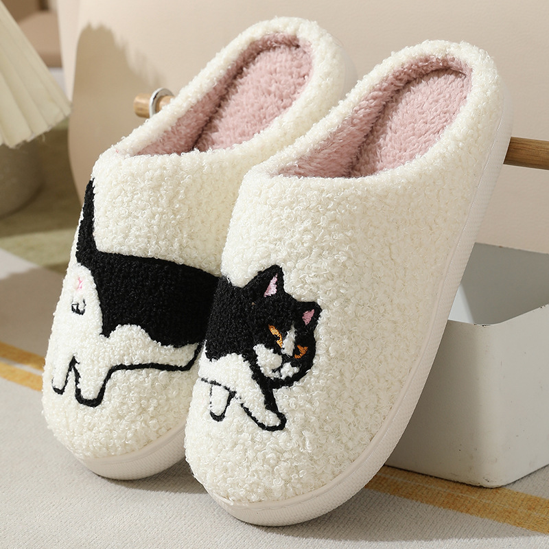 Zapatillas de casa con bordado - Embroidery Garments reseña y precio