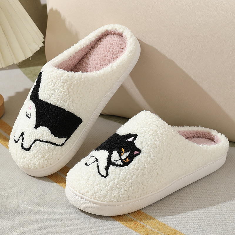 Zapatillas de casa con bordado - Embroidery Garments reseña y precio